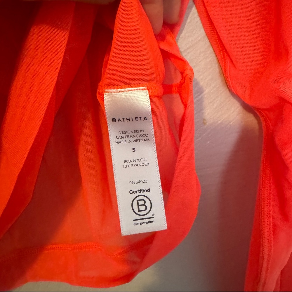 Athleta Circuit Mesh Crop Top - Picture 4 of 8